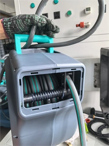 Inside FDGM: Assembling the Automatic Hose Guide for Retractable Hose Reels